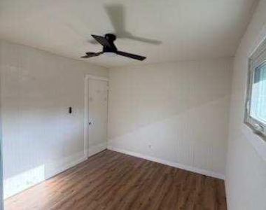 33 Stagecoach Road - Photo Thumbnail 14