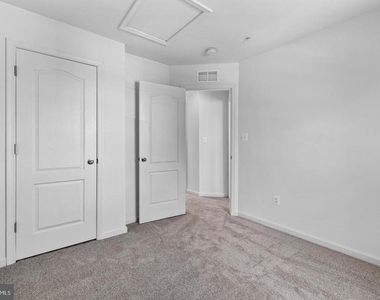 482 Peleton Street - Photo Thumbnail 19