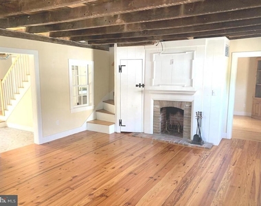 102 Locust Street - Photo Thumbnail 2