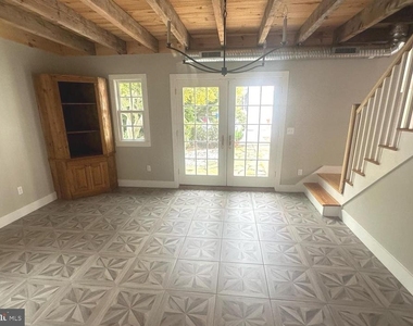 102 Locust Street - Photo Thumbnail 4