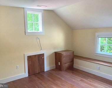 102 Locust Street - Photo Thumbnail 13