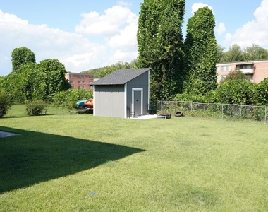 508 Winslow Road - Photo Thumbnail 9
