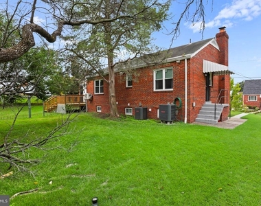 720 Sheridan Street - Photo Thumbnail 40
