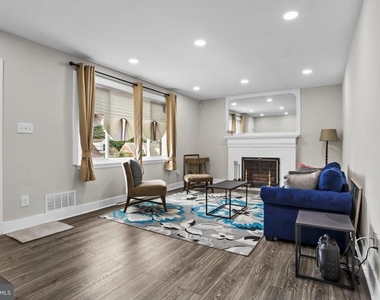 720 Sheridan Street - Photo Thumbnail 7