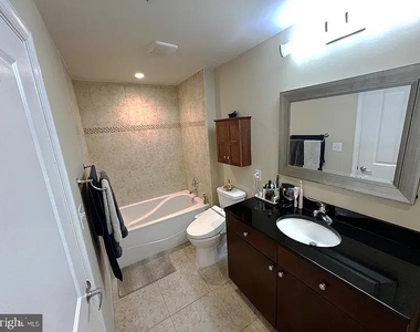 155 Potomac Psge - Photo Thumbnail 15