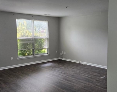 19 Highstream Court - Photo Thumbnail 4
