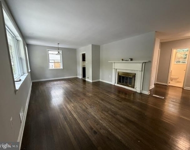 128 Whitmoor Terrace - Photo Thumbnail 1