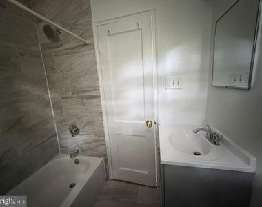 128 Whitmoor Terrace - Photo Thumbnail 8