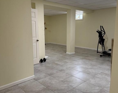 9514 Washington Avenue - Photo Thumbnail 15