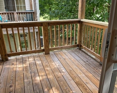 8502 Pamela Way - Photo Thumbnail 25