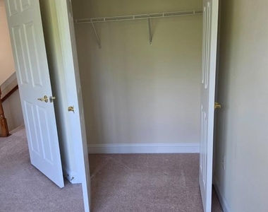 8502 Pamela Way - Photo Thumbnail 27