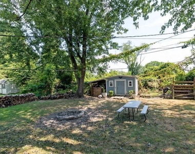 609 Wingleaf Court - Photo Thumbnail 14