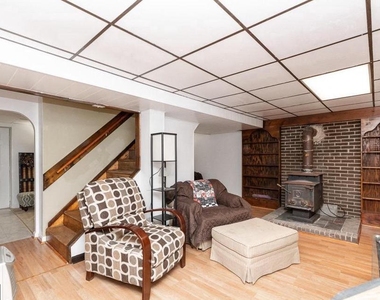 609 Wingleaf Court - Photo Thumbnail 10