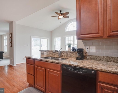3676 Clairton Street - Photo Thumbnail 18