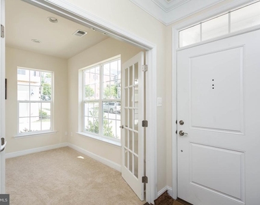 19 Willow Avenue - Photo Thumbnail 26