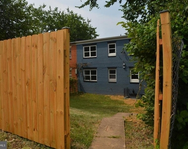 5029 Hanna Place Se - Photo Thumbnail 7