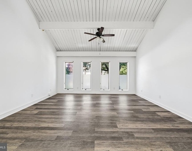 4820 Macarthur Boulevard Nw - Photo Thumbnail 18