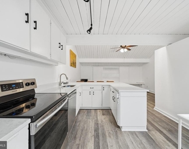 4820 Macarthur Boulevard Nw - Photo Thumbnail 28