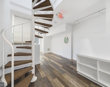 4820 Macarthur Boulevard Nw - Photo Thumbnail 23