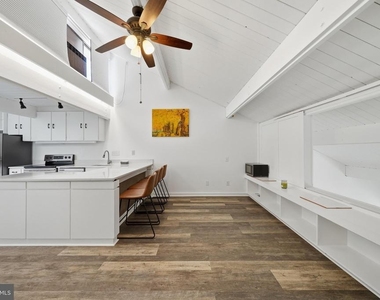 4820 Macarthur Boulevard Nw - Photo Thumbnail 33