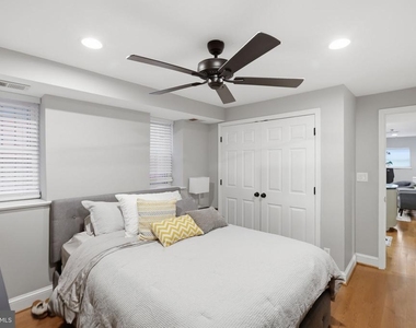 1527 16th Street Nw - Photo Thumbnail 16