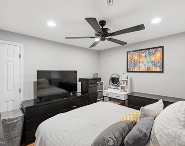 1527 16th Street Nw - Photo Thumbnail 14