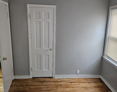 18573 Mccormick Street - Photo Thumbnail 12