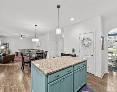400 Everest Court - Photo Thumbnail 8