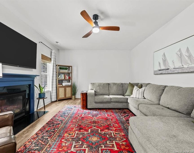 400 Everest Court - Photo Thumbnail 14