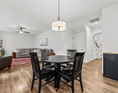 400 Everest Court - Photo Thumbnail 13