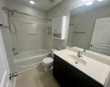 832 Cupola Drive - Photo Thumbnail 15