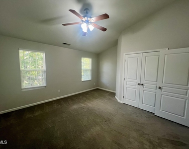 832 Cupola Drive - Photo Thumbnail 13