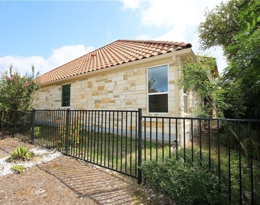 12016 Versante Cir - Photo Thumbnail 32