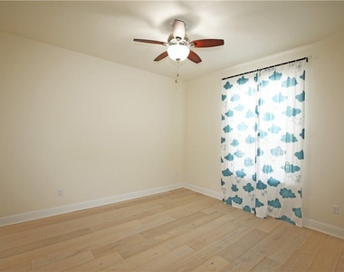 12016 Versante Cir - Photo Thumbnail 17