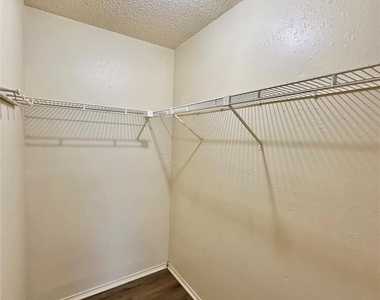 9103 Japonica Ct - Photo Thumbnail 26