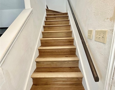 9103 Japonica Ct - Photo Thumbnail 19