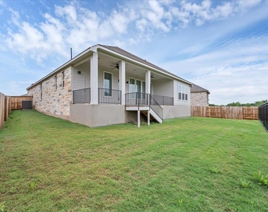 135 Independence Dr - Photo Thumbnail 30