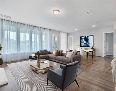 135 Independence Dr - Photo Thumbnail 10