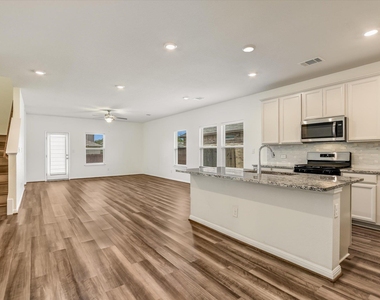 202 Grasslands Trl - Photo Thumbnail 2