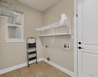 4804 Taurus Walk - Photo Thumbnail 34