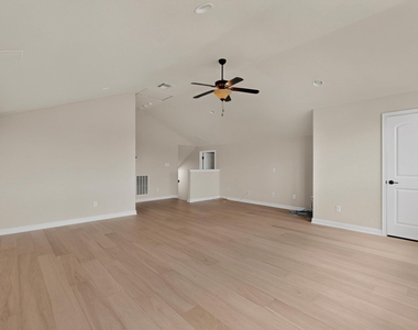 4804 Taurus Walk - Photo Thumbnail 16