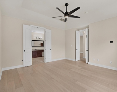 4804 Taurus Walk - Photo Thumbnail 20