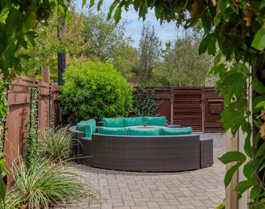 5206 Woodrow Ave - Photo Thumbnail 9
