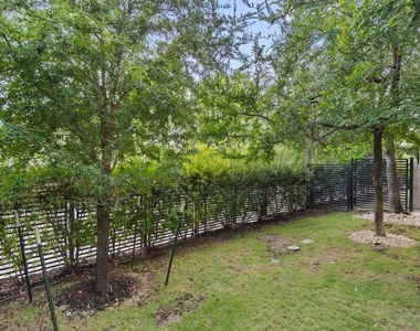 1719 Spyglass Dr - Photo Thumbnail 28