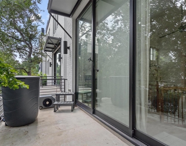 1719 Spyglass Dr - Photo Thumbnail 27
