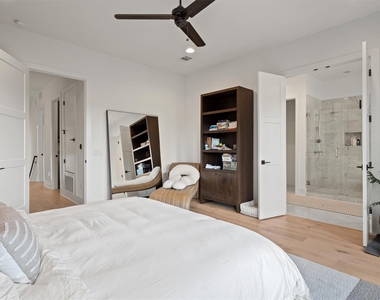 1719 Spyglass Dr - Photo Thumbnail 13