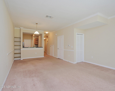 10200 Belle Rive Boulevard - Photo Thumbnail 4