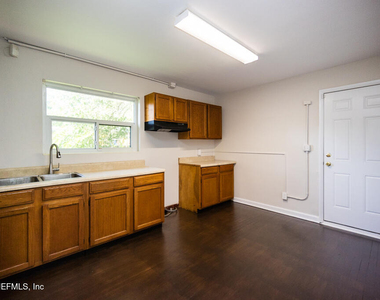 1794 Rogero Road - Photo Thumbnail 9