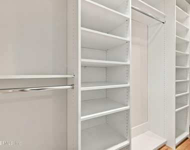 3622 Caroline Vale Boulevard - Photo Thumbnail 12