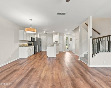 3622 Caroline Vale Boulevard - Photo Thumbnail 3